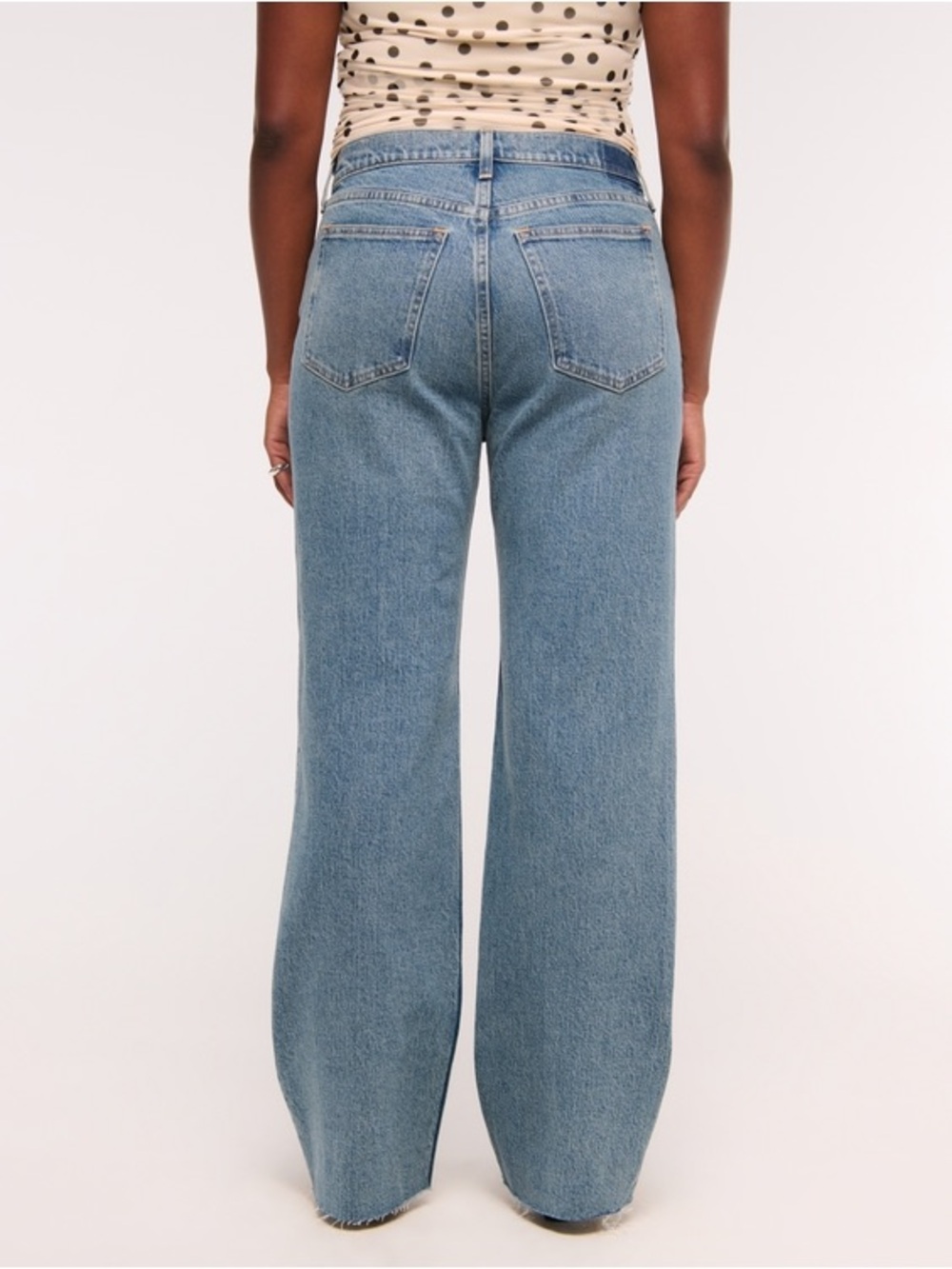 Abercrombie & Fitch High Rise 90s Relaxed Frayed Hem Jean Size 34 US 18 - Picture 5 of 16